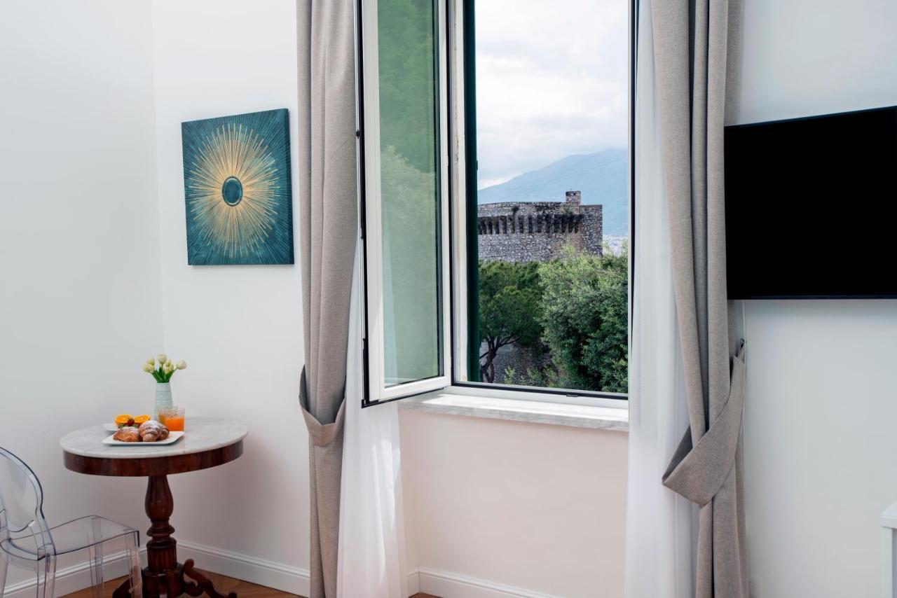 Relais Al Castello Bed & Breakfast กาสเตลลัมมาเร ดิ สตาเบีย ภายนอก รูปภาพ