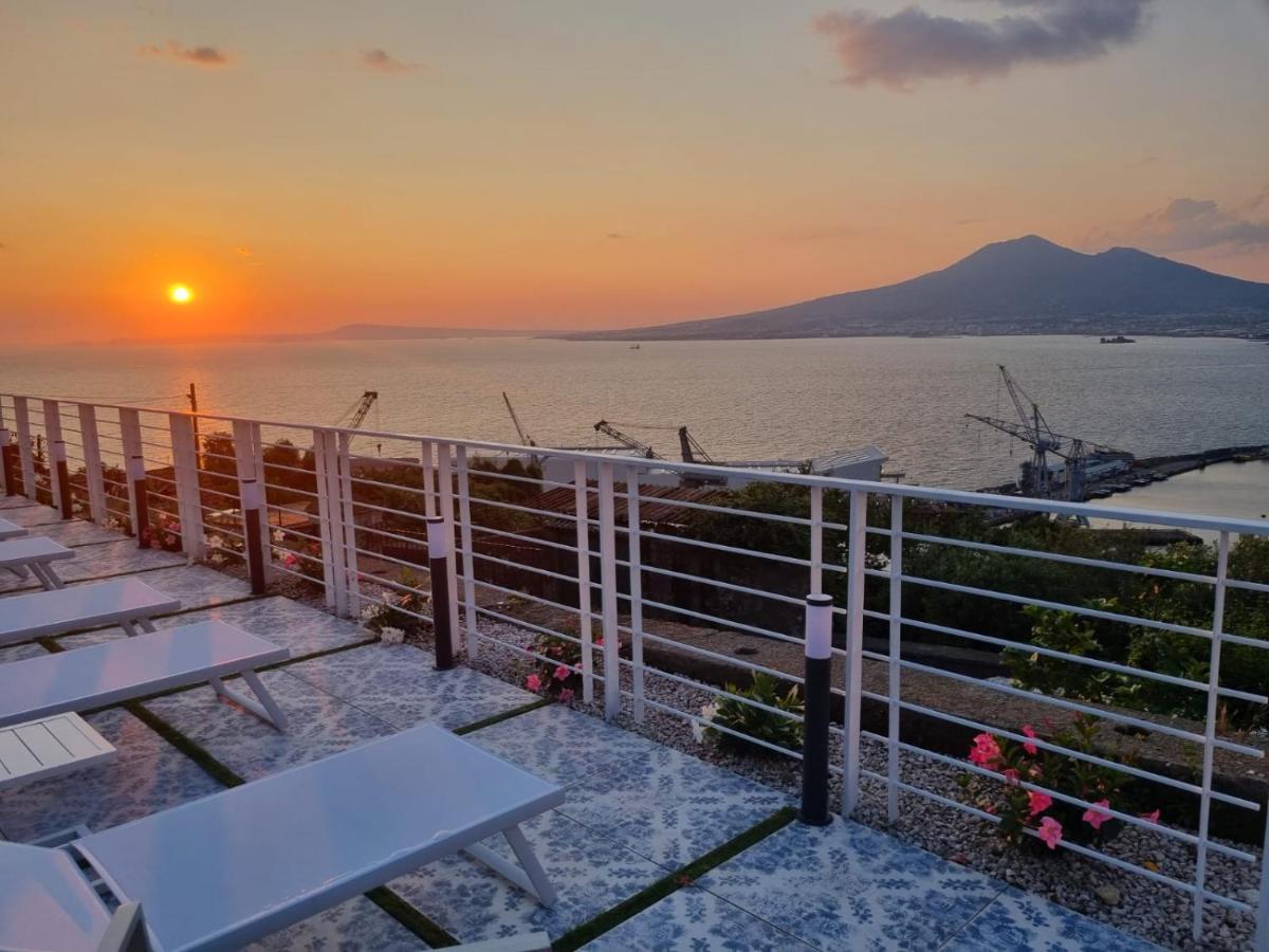 Relais Al Castello Bed & Breakfast กาสเตลลัมมาเร ดิ สตาเบีย ภายนอก รูปภาพ